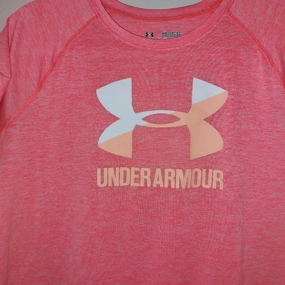 UNDER ARMOUR YOUTH LOOSE FIT ATHLETIC TOP - Picture 3 of 4